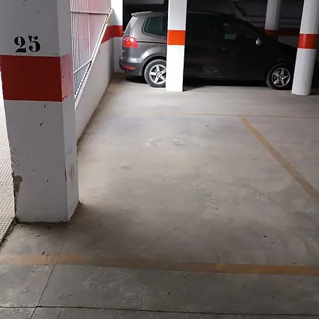 Apartment Sherryflat Font - Parking *